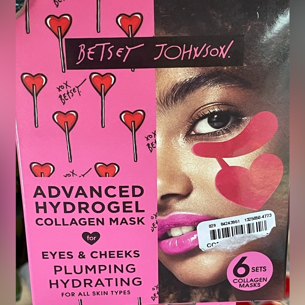 BETSEY JOHNSON Advanced Hydrogel Collagen Mask Set of 6 (total 12)